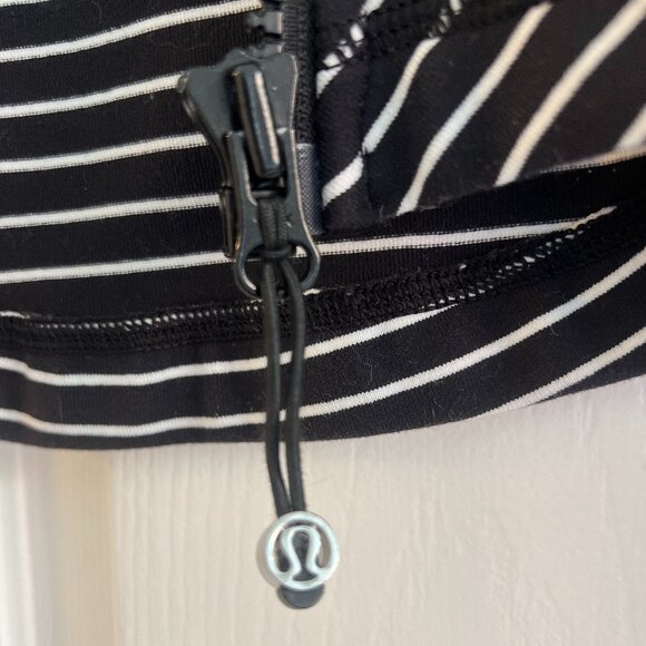 Lululemon Define Jacket Parallel Stripe Black White / Black SIZE 4 - Picture 9 of 9